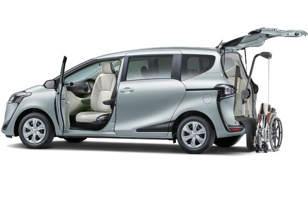 X(ガソリン車・2WD)助手席回転チルトシート車“Bタイプ”