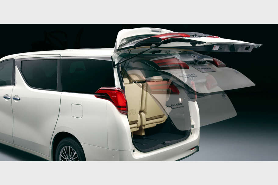 alphard_feature_img47