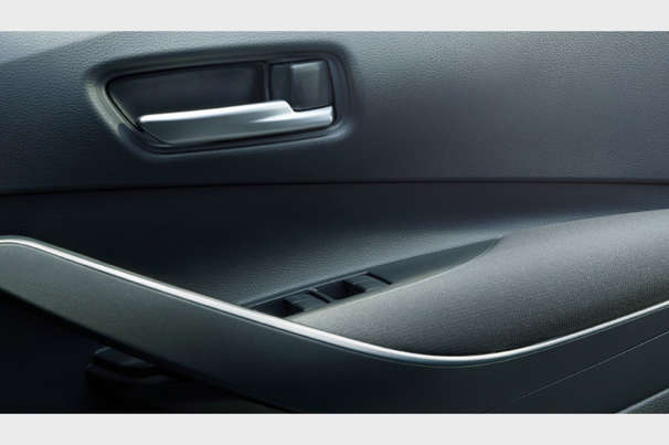 corolla_grade_im07