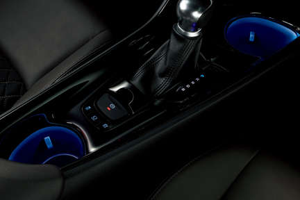 c-hr_feature_img27