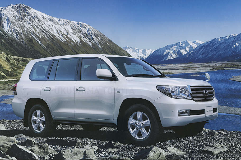 TOYOTA-LANDCRUISER-200-SERIES_pc