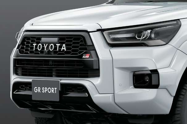 GR SPORT 専用フロントバンパー