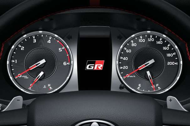 GR SPORT 専用オプティトロンメーター/4.2インチTFTカラーマルチインフォメーションディスプレイ
