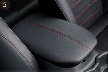 rav4phv_feature_img11