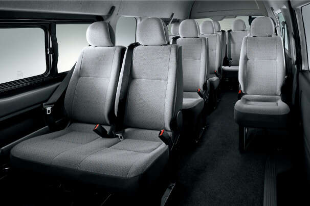 hiacecommuter_top_img02