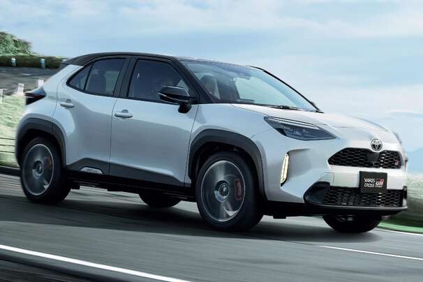 GR SPORT（ハイブリッド・2WD）