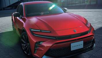 SPORT Z（2.5Lハイブリッド車）