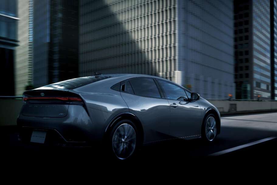 Z（ハイブリッド・2WD）