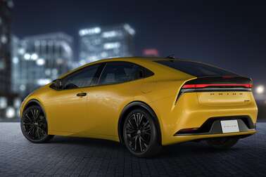 特別仕様車 G プラグインハイブリッド車 “Night Shade”（ベース車両はG プラグインハイブリッド車）