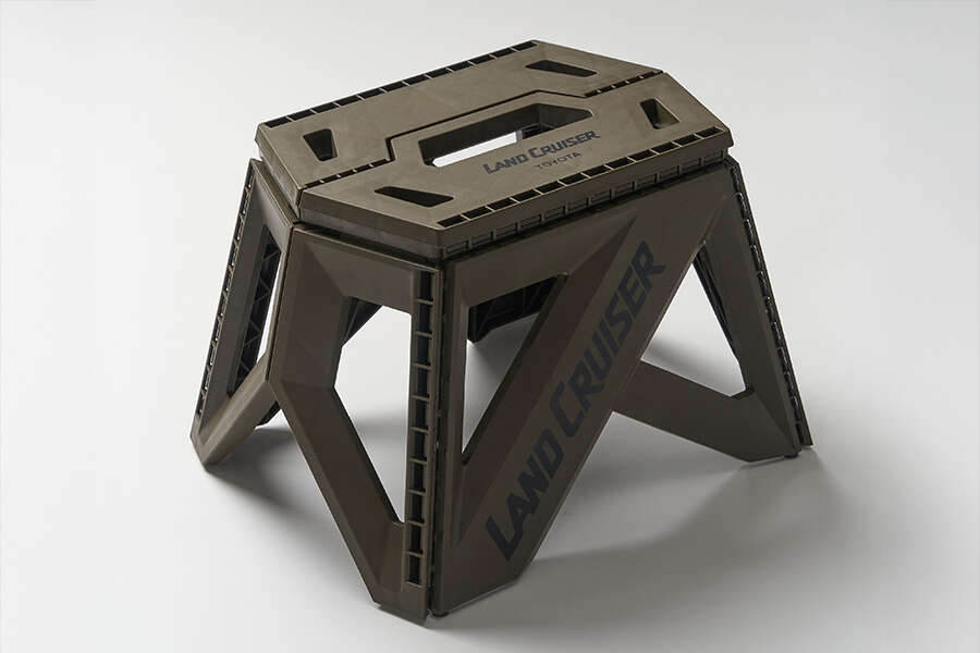 折り畳みステップスツール