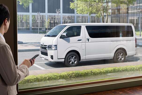 【モデル入り素材】VAN・2WD・2800ディーゼル・標準ボディ・スーパーGL