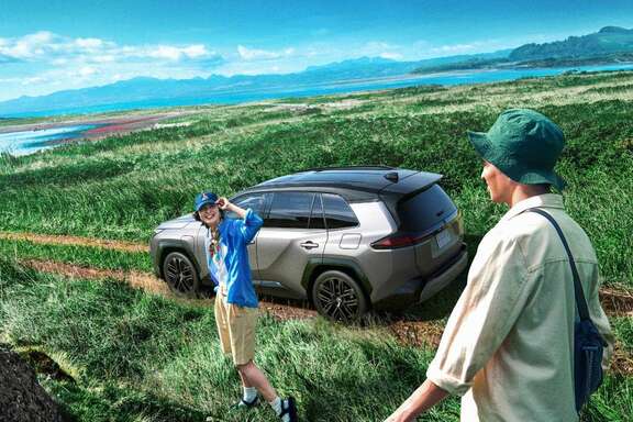 【モデル入り素材】Z（プラグインハイブリッド）