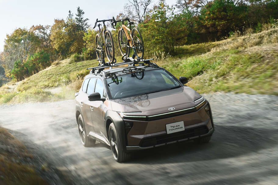 bz4xtouring_top_img05