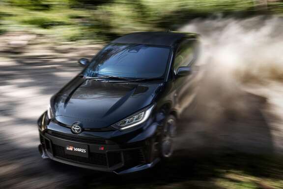 RZ［GR-DAT（8AT・4WD）］