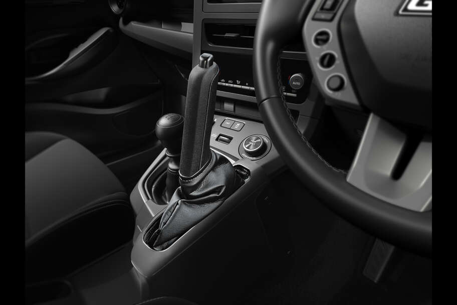 gryaris_performance_img06